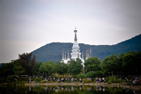 景洪到猛龍的旅程時長：兼諧生活與遠方詩意的深度思考